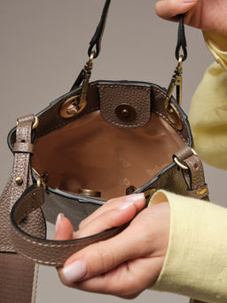 Сумка кожаная кросс-боди Deboro 30347 тауп