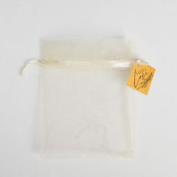 Цена за 10 шт. Мешочек подарочный органза, молочный С любовью, с шильдиком, 10 х 12 см +/- 1.5 см - Дарите счастье фото 2