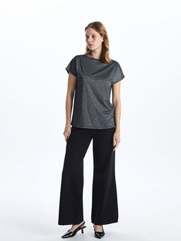 Dik Yaka Parlak G?r?n?ml? Kad?n Ti??rt