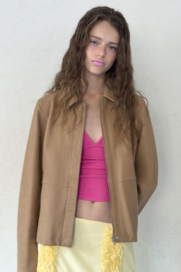 BLAZER ENTALLADA PIEL 100% / Piedra - Zara фото 8