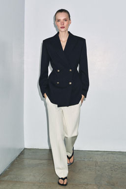 BLAZER ENTALLADA BOTONES ZW COLLECTION / Marino oscuro - Zara фото 9