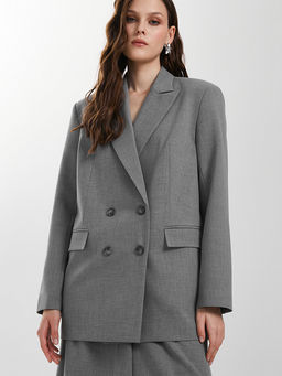 Жакет прямого силуэта