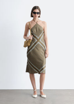 Vestido midi de seda con cuello halter - H&m фото 7