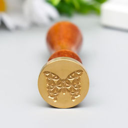 Печать для сургуча с деревянной ручкой «Бабочка 3D», 9×2.5×2.5 см