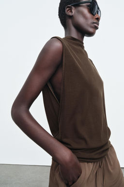 FLOWY HIGH NECK TOP - Zara фото 9