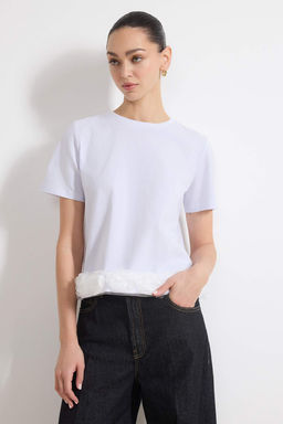 Ekru Regular/Normal Kal?p K?sa Kollu Aksesuar Detayl? Tok %100 Pamuk Orme T-shirt TWOSS26TS00054