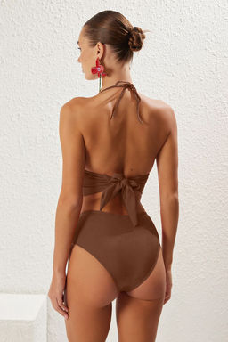 TRENDYOLMILLA Yesil Bralette Aksesuarl? Yuksek Bel Regular Bikini Tak?m? TBESS23BT00073  фото 24