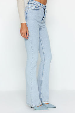 Ac?k Mavi Yuksek Bel Flare Jeans TWOAW24JE00083 - Trendyolmilla фото 11