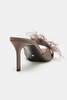 SANDALIA TAC?N DETALLE PLUMAS / Gris Topo - Zara фото 4