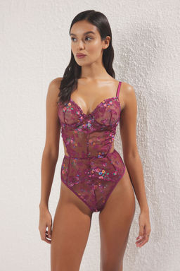 TRENDYOLMILLA Siyah Dantel Brodeli Cicekli Kaps?z C?tc?tl? Orme Body THMSS25BD00000