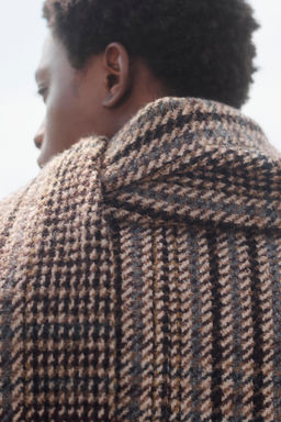 LIMITED EDITION CROPPED CHECK COAT WITH SCARF - Zara фото 5