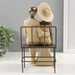 Фигурка полистоун Стильная пара на скамейке, 13?12.5?24.5 см