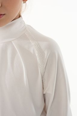 Молочная школьная блуза Mooriposh, модель 06148  фото 3