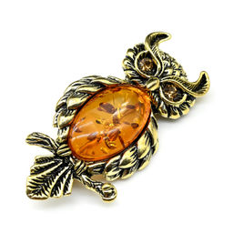 Брошь кулон с янтарем в металле Филин 27*55мм цв.коньячный