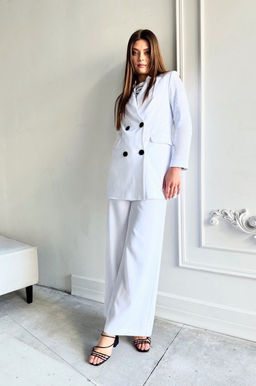 Костюм AURA 9156-170 белый
