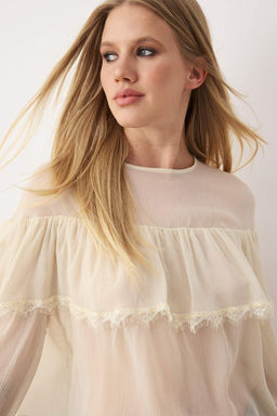 Ekru Sifon Dantel Detayl? Bisiklet Yaka Dokuma Bluz TWOAW26BZ00055 - Trendyolmilla фото 2
