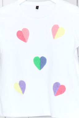 Beyaz K?z Cocuk %100 Pamuk Kalp Nak?sl? Regular/Normal Kal?p K?sa Kol Orme T-Shirt TKDSS24TS00005 - Trendyolmilla фото 3
