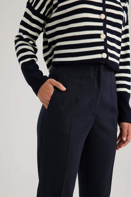 Короткие брюки узкого кроя с карманами и высокой талией - Defacto фото 5