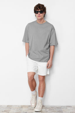 Gri Oversize/Genis Kesim Cicek Bask?l? K?sa Kol %100 Pamuklu T-Shirt TMNSS21TS1223