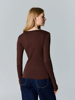 Лонгслив женский коричневый - Mark formelle фото 3