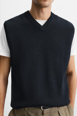 TEXTURED KNIT VEST - Zara фото 6