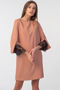 Платье прямое короткое миндальное - Fly фото 4