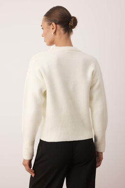 Siyah Yumusak Dokulu Dugme Detayl? Triko H?rka TWOAW26HI00212 - Trendyolmilla фото 4