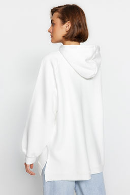 Ekru Kapusonlu Oversize Sardonlu Orme Sweatshirt