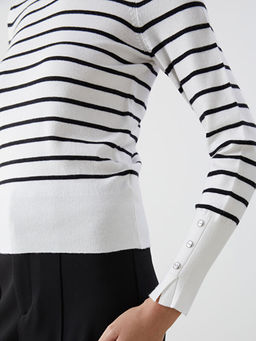 Bal?k?? Yaka ?izgili Kad?n Triko Kazak