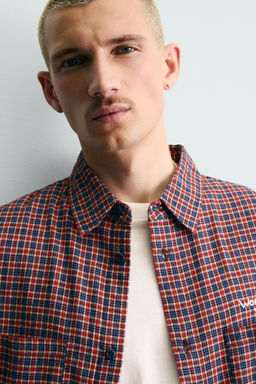 CAMISA CUADROS FRANELA BORDADO / rojo/marino