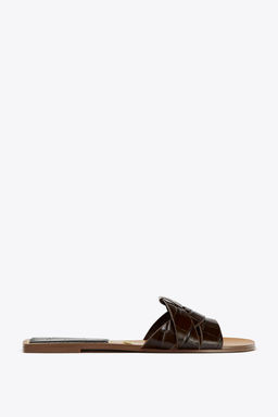 FLAT EMBOSSED LEATHER SANDALS - Zara фото 13