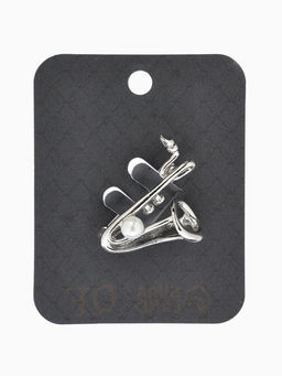 Брошь «Саксофон», музыка, жемчуг, цвет белый в серебре