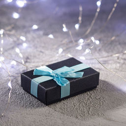 Цена за 6 шт. Коробочка подарочная под набор «Классик», 5×8 (размер полезной части 7.7×4.8 см), МИКС, вставка чёрная