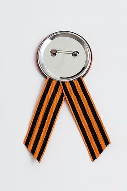 Значок 9 мая с лентой на булавке (12 шт) SF-2702-9 - Больше подарков фото 3