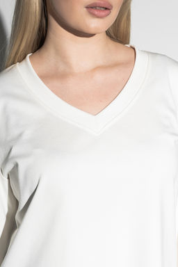 Лонгслив с V- образным вырезом