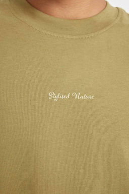 Футболка свободного покроя с круглым вырезом и короткими рукавами с принтом на спине - Defacto фото 6