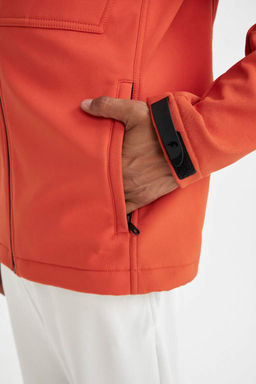 Водоотталкивающее пальто из софтшелла с капюшоном стандартной посадки DeFactoFit  фото 5