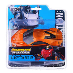 Робот "Гонщик" трансформирующийся, в коробке