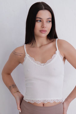 11957 Топ с кружевом белый