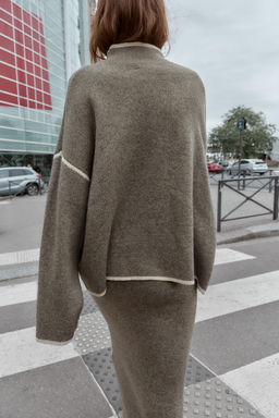 KNIT JUMPER WITH CONTRAST TRIMS - Zara фото 4