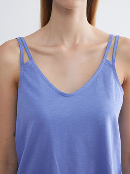 V Yaka Desenli Ask?l? Kad?n ?ortlu Pijama Tak?m?