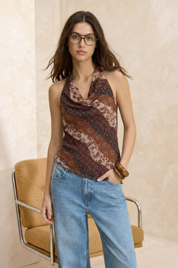 Cok Renkli Sal Desen Fitted/Vucuda Oturan Degaje Yaka Kolsuz Dugmeli Tul Orme Bluz TWOSS26BZ00038