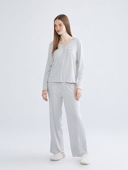 V Yaka Nak??l? Kad?n Pijama Tak?m?