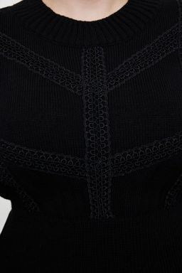 Siyah Orgu Detayl? Fitilli Triko Elbise TBBAW24AH00018 - Trendyolmilla фото 4