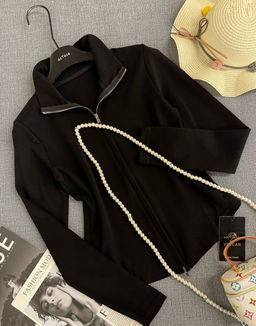 Кофта на молнии