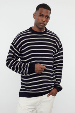 TRENDYOL MAN Lacivert Casual Unisex Oversize Bisiklet Yaka Cizgili Triko Kazak TMNAW25KZ00025 - Trendyolmilla фото 16