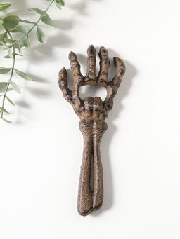 Сувенир чугун открывашка "Костлявая рука" 16,5х6,8х1,5 см