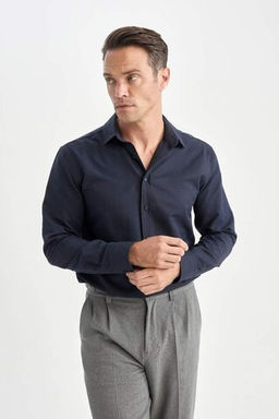 Темно-синяя текстурированная рубашка с длинным рукавом Снова в школу современного кроя с воротником-поло