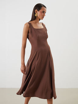 U Yaka Pile Detayl? Belden Oturtmal? Elbise