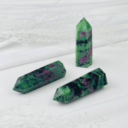 Кристалл из Цоизита